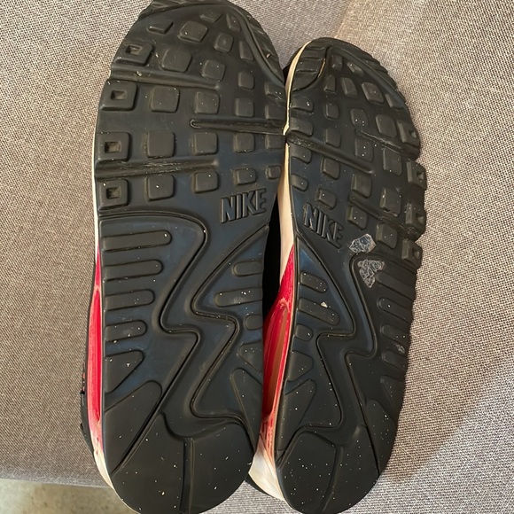 Nike Air Max sneakers size 6Y - Picture 6 of 8